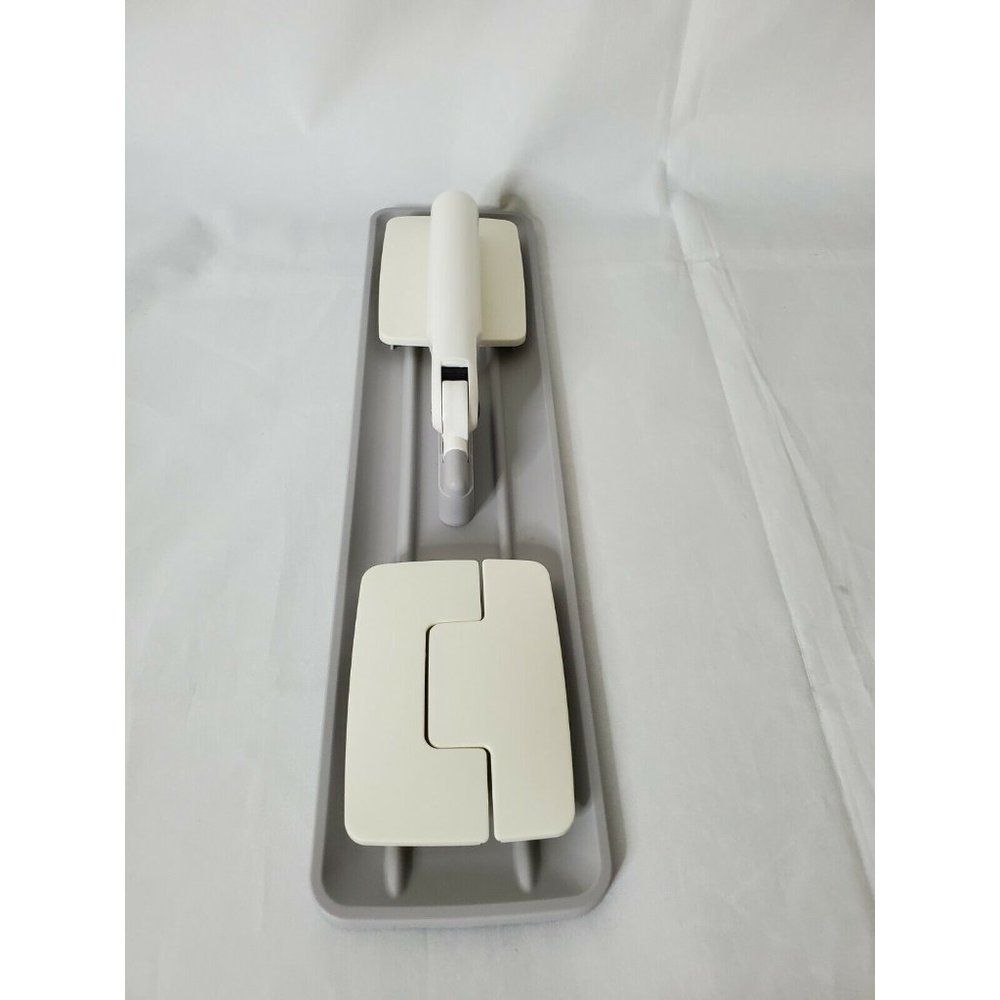 EZ SPARES Hardwood Floor Mop with 2 Washable Pads - Picture 6 of 8